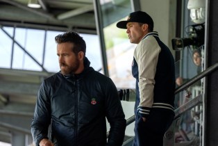 WELCOME TO WREXHAM SEASON 2 FX HULU REVIEW
